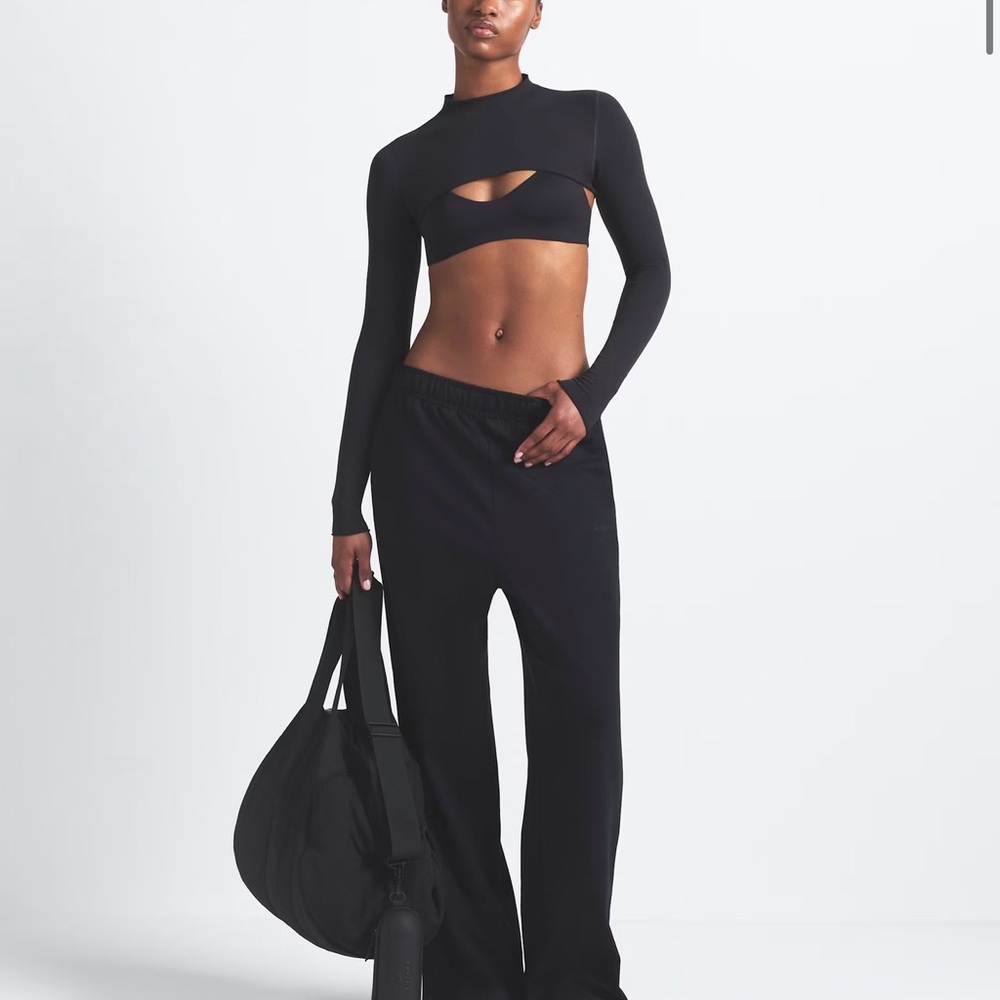 NikeSKIMS Snap button leg track pant sweatpants